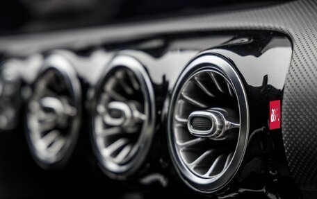 Mercedes-Benz CLA, 2020 год, 2 798 000 рублей, 27 фотография