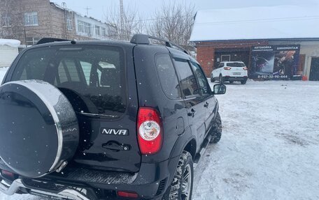 Chevrolet Niva I рестайлинг, 2015 год, 630 000 рублей, 6 фотография