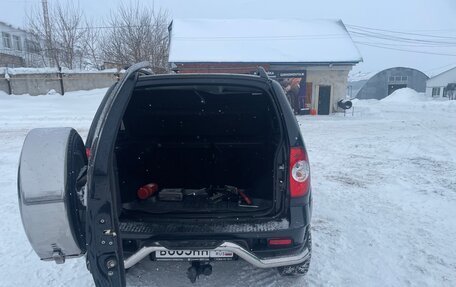 Chevrolet Niva I рестайлинг, 2015 год, 630 000 рублей, 17 фотография