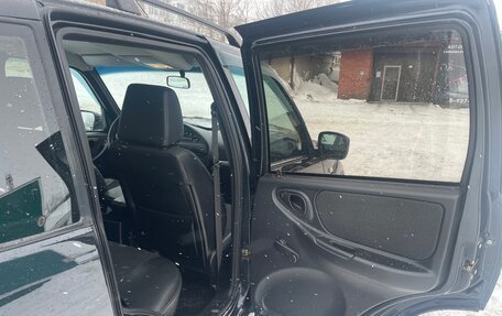 Chevrolet Niva I рестайлинг, 2015 год, 630 000 рублей, 21 фотография