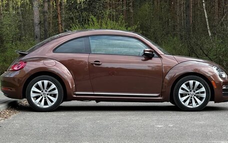 Volkswagen Beetle, 2017 год, 2 500 000 рублей, 4 фотография