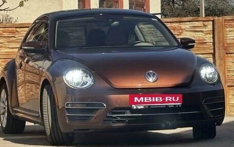 Volkswagen Beetle, 2017 год, 2 500 000 рублей, 9 фотография