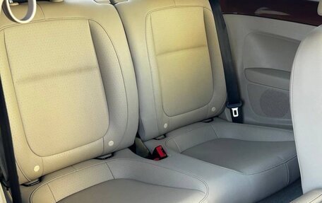 Volkswagen Beetle, 2017 год, 2 500 000 рублей, 35 фотография