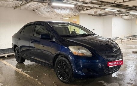 Toyota Yaris III рестайлинг, 2007 год, 630 000 рублей, 2 фотография