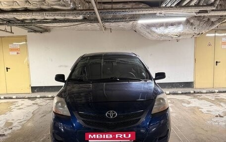 Toyota Yaris III рестайлинг, 2007 год, 630 000 рублей, 3 фотография