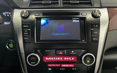 Toyota Camry, 2013 год, 1 670 000 рублей, 10 фотография