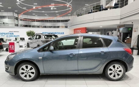 Opel Astra J, 2013 год, 620 000 рублей, 10 фотография