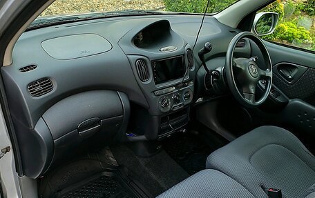 Toyota FunCargo, 2004 год, 800 000 рублей, 7 фотография