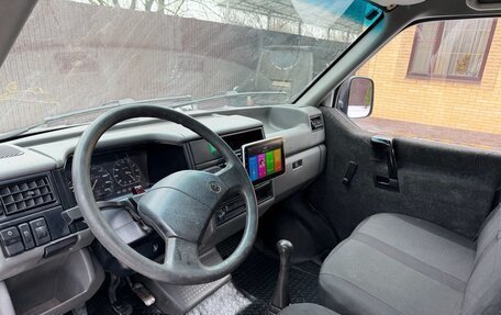 Volkswagen Transporter T4, 1993 год, 590 000 рублей, 5 фотография