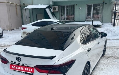 Toyota Camry, 2021 год, 2 650 000 рублей, 3 фотография