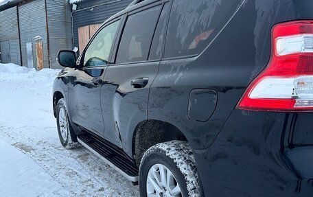 Toyota Land Cruiser Prado 150 рестайлинг 2, 2016 год, 3 500 000 рублей, 6 фотография