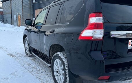 Toyota Land Cruiser Prado 150 рестайлинг 2, 2016 год, 3 500 000 рублей, 7 фотография