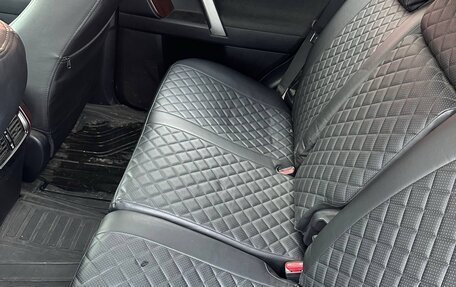 Toyota Land Cruiser Prado 150 рестайлинг 2, 2016 год, 3 500 000 рублей, 13 фотография