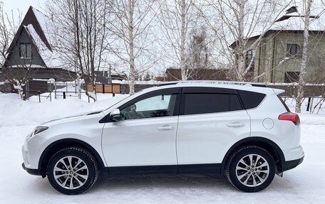 Toyota RAV4, 2019 год, 3 450 000 рублей, 7 фотография