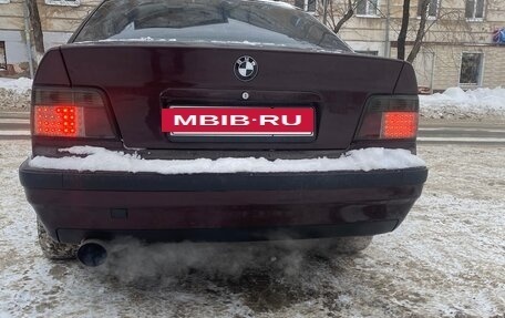 BMW 3 серия, 1992 год, 350 000 рублей, 6 фотография