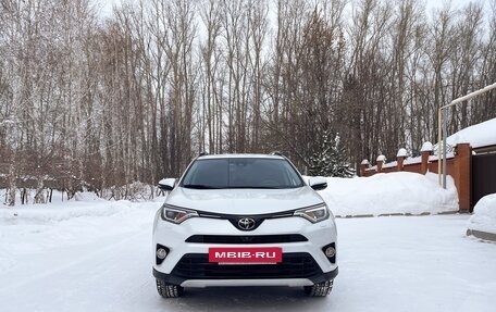 Toyota RAV4, 2019 год, 3 450 000 рублей, 3 фотография