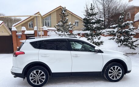 Toyota RAV4, 2019 год, 3 450 000 рублей, 13 фотография