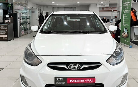 Hyundai Solaris II рестайлинг, 2012 год, 720 000 рублей, 2 фотография