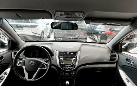 Hyundai Solaris II рестайлинг, 2012 год, 720 000 рублей, 17 фотография