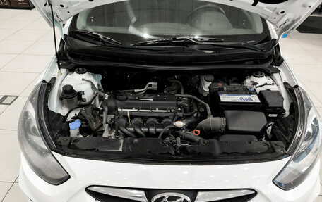 Hyundai Solaris II рестайлинг, 2012 год, 720 000 рублей, 11 фотография