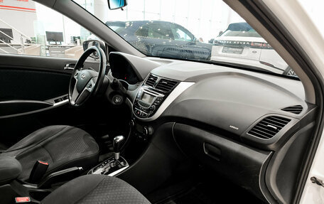 Hyundai Solaris II рестайлинг, 2012 год, 720 000 рублей, 13 фотография