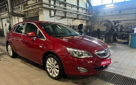 Opel Astra J, 2010 год, 649 000 рублей, 3 фотография
