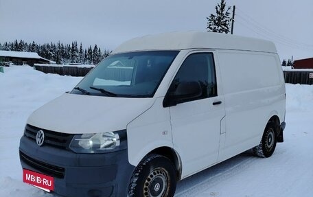 Volkswagen Transporter T5 рестайлинг, 2011 год, 1 650 000 рублей, 2 фотография