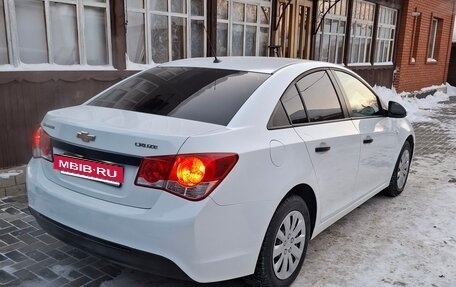 Chevrolet Cruze II, 2013 год, 700 000 рублей, 2 фотография