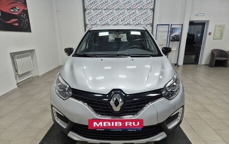 Renault Kaptur I рестайлинг, 2017 год, 1 296 000 рублей, 2 фотография