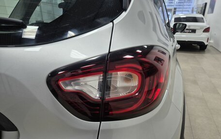 Renault Kaptur I рестайлинг, 2017 год, 1 296 000 рублей, 12 фотография