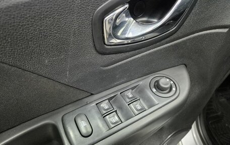 Renault Kaptur I рестайлинг, 2017 год, 1 296 000 рублей, 17 фотография