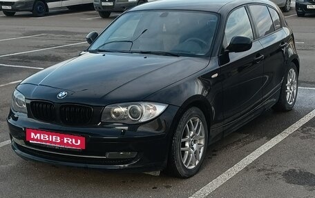 BMW 1 серия, 2011 год, 960 000 рублей, 2 фотография