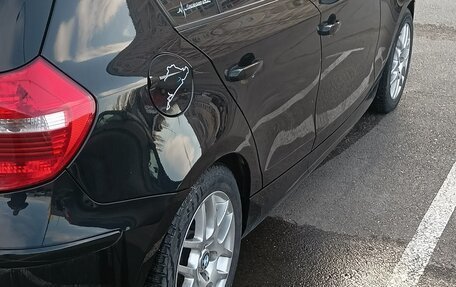 BMW 1 серия, 2011 год, 960 000 рублей, 4 фотография