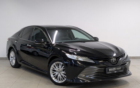 Toyota Camry, 2019 год, 2 895 000 рублей, 3 фотография