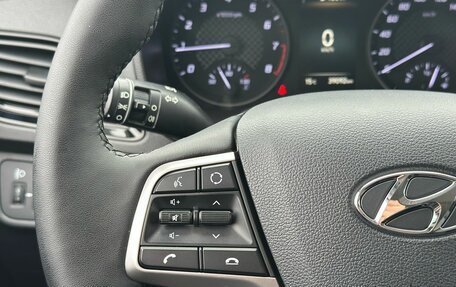 Hyundai Solaris II рестайлинг, 2021 год, 1 800 000 рублей, 12 фотография