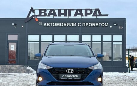 Hyundai Solaris II рестайлинг, 2021 год, 1 800 000 рублей, 8 фотография