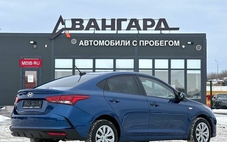 Hyundai Solaris II рестайлинг, 2021 год, 1 800 000 рублей, 5 фотография