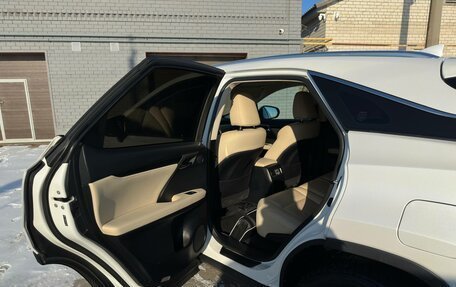 Lexus RX IV рестайлинг, 2021 год, 5 850 000 рублей, 14 фотография