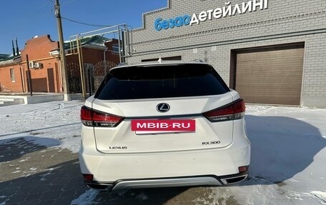 Lexus RX IV рестайлинг, 2021 год, 5 850 000 рублей, 8 фотография