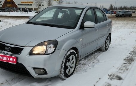 KIA Rio II, 2010 год, 420 000 рублей, 2 фотография