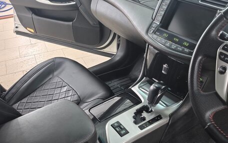 Toyota Crown, 2011 год, 1 950 000 рублей, 22 фотография