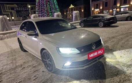 Volkswagen Jetta VI, 2015 год, 880 000 рублей, 3 фотография