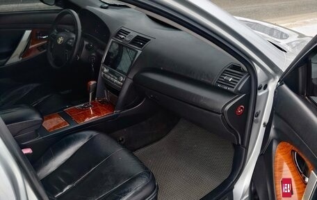 Toyota Camry, 2008 год, 850 000 рублей, 6 фотография