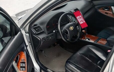 Toyota Camry, 2008 год, 850 000 рублей, 5 фотография