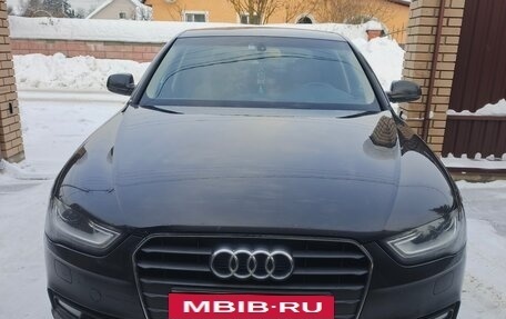 Audi A4, 2012 год, 1 290 000 рублей, 4 фотография