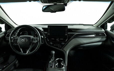 Toyota Camry, 2021 год, 3 049 700 рублей, 13 фотография