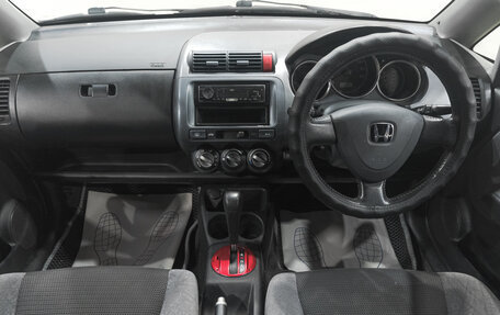 Honda Fit III, 2003 год, 399 000 рублей, 17 фотография