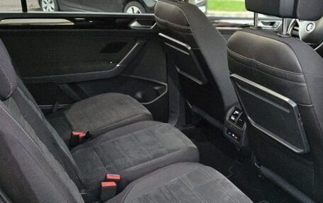 Volkswagen Touran III, 2019 год, 2 050 000 рублей, 11 фотография