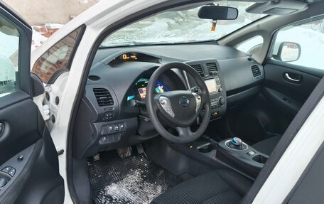 Nissan Leaf I, 2016 год, 1 200 000 рублей, 7 фотография