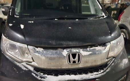 Honda Stepwgn IV, 2016 год, 1 999 000 рублей, 10 фотография